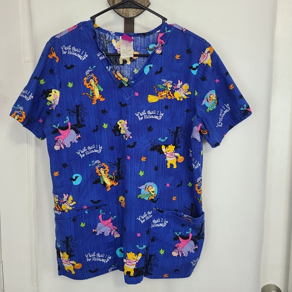 (796) Wonderful World of Disney Woman's Winnie the Pooh Halloween Scrubs - Picture 4 of 15